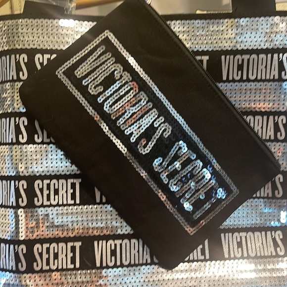 Victoria Secret Sequin Tote Bag with two drawstring tote bags - Picture 2 of 5